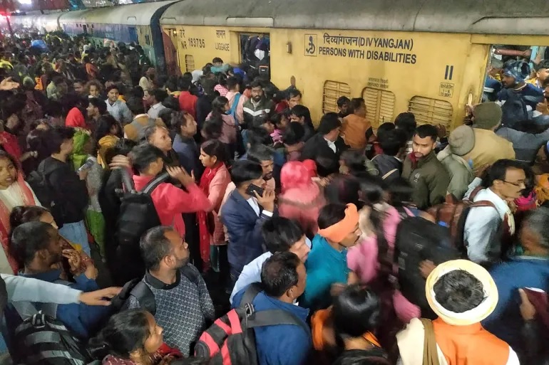 Deadly Crowd Crush at New Delhi Railway -18 Dead